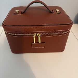 Etoile Ginger Brown Vanity Case